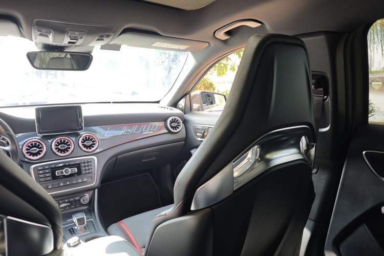 Used Mercedes-Benz GLA AMG 2015 AMG GLA 45 4MATIC Interior 7