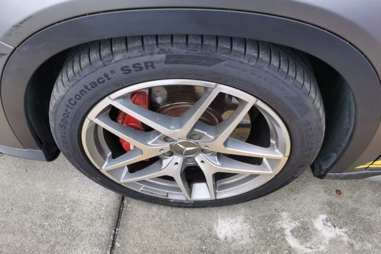 Used Mercedes-Benz GLA AMG 2015 AMG GLA 45 4MATIC Left Front Wheel Hub