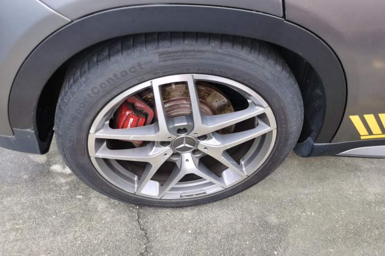 Used Mercedes-Benz GLA AMG 2015 AMG GLA 45 4MATIC Right Rear Wheel Hub