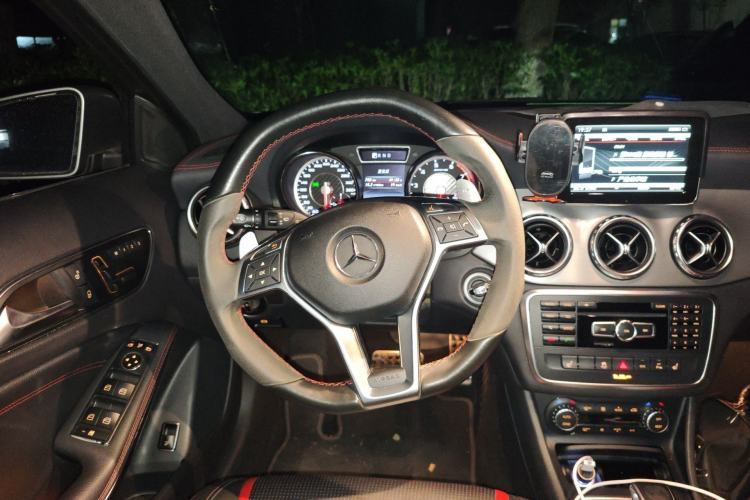 Used Mercedes-Benz GLA AMG 2015 AMG GLA 45 4MATIC Steering Wheel