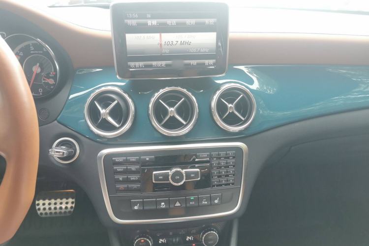 Used Mercedes-Benz GLA AMG 2015 AMG GLA 45 4MATIC Audio And AC Panel