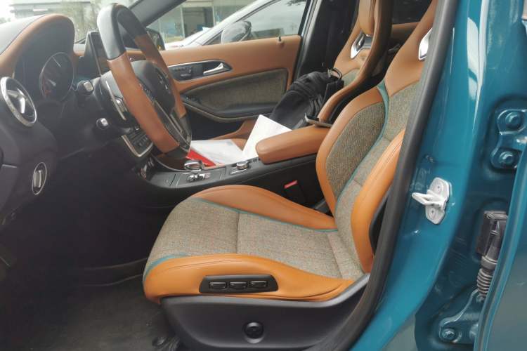 Used Mercedes-Benz GLA AMG 2015 AMG GLA 45 4MATIC Left Front Seat