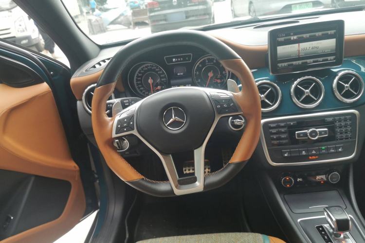 Used Mercedes-Benz GLA AMG 2015 AMG GLA 45 4MATIC Steering Wheel