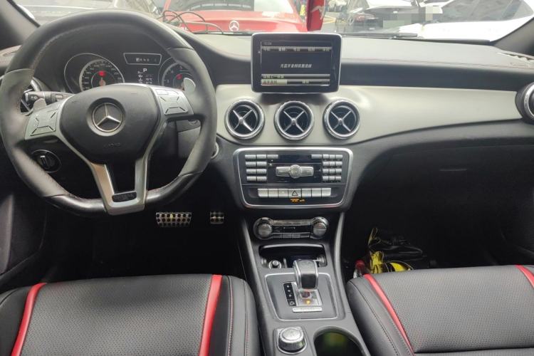 Used Mercedes-Benz GLA AMG 2015 AMG GLA 45 4MATIC Center Console