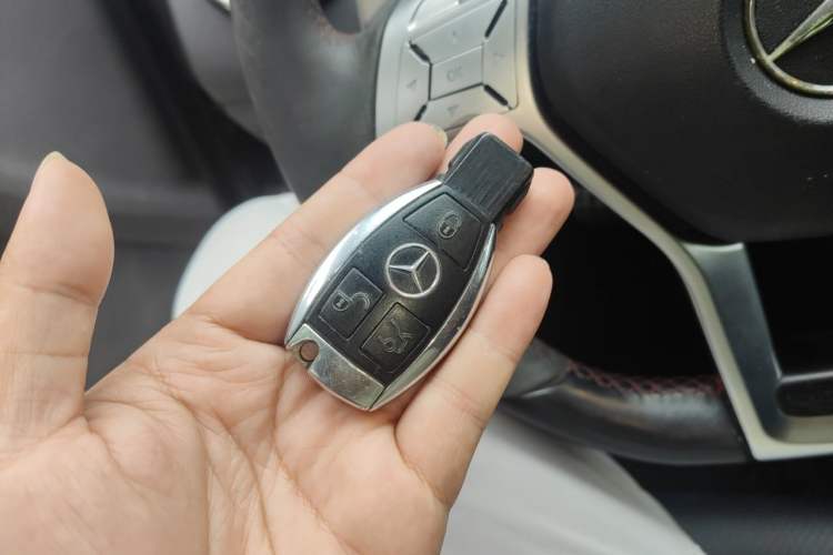 Used Mercedes-Benz GLA AMG 2015 AMG GLA 45 4MATIC Vehicle Key