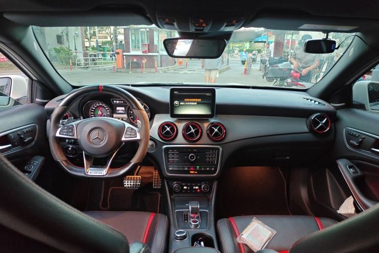 Used Mercedes-Benz GLA AMG 2015 AMG GLA 45 4MATIC Center Console