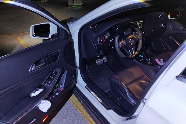 Used Mercedes-Benz GLA AMG 2015 AMG GLA 45 4MATIC Driver Seat