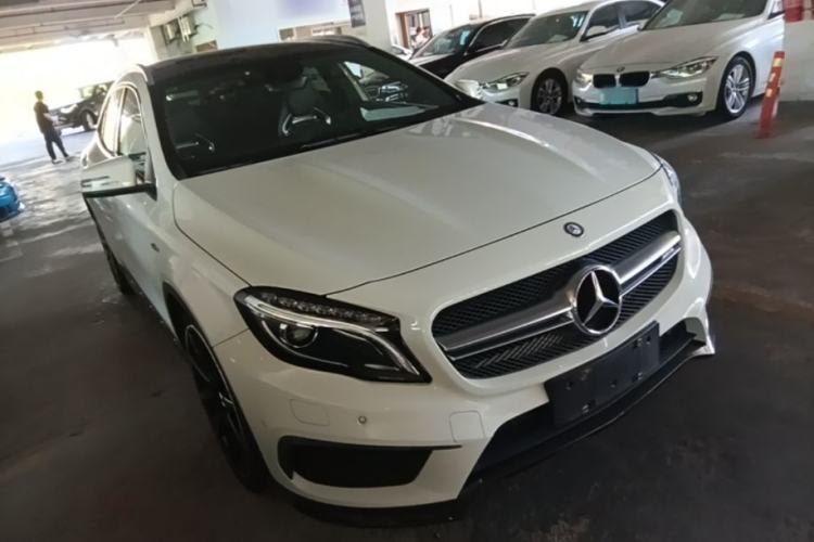 Used Mercedes-Benz GLA AMG 2015 AMG GLA 45 4MATIC Front Right 45 Deg