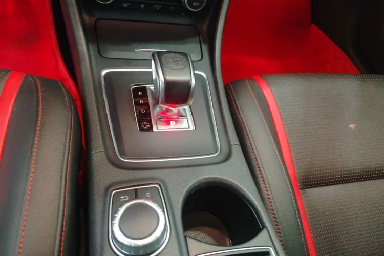 Used Mercedes-Benz GLA AMG 2015 AMG GLA 45 4MATIC Gear Lever