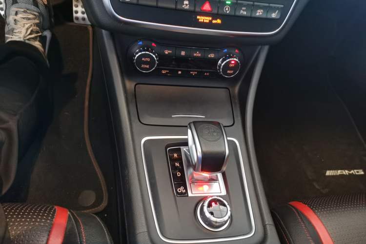 Used Mercedes-Benz GLA AMG 2015 AMG GLA 45 4MATIC Gear Lever