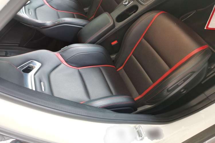 Used Mercedes-Benz GLA AMG 2015 AMG GLA 45 4MATIC Right Front Seat