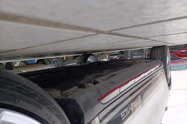 Used Mercedes-Benz GLA AMG 2015 AMG GLA 45 4MATIC Right Side Sill