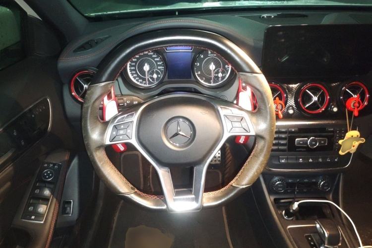 Used Mercedes-Benz GLA AMG 2015 AMG GLA 45 4MATIC Steering Wheel