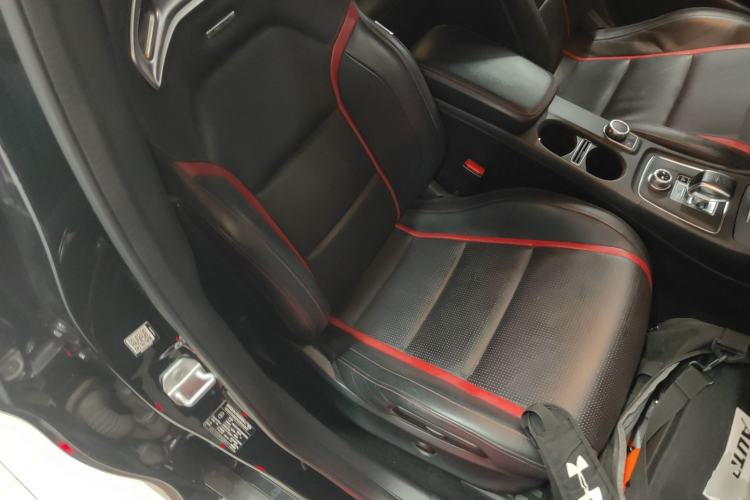 Used Mercedes-Benz GLA AMG 2016 AMG GLA 45 4MATIC Right Front Seat