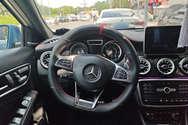 Used Mercedes-Benz GLA AMG 2016 AMG GLA 45 4MATIC Steering Wheel