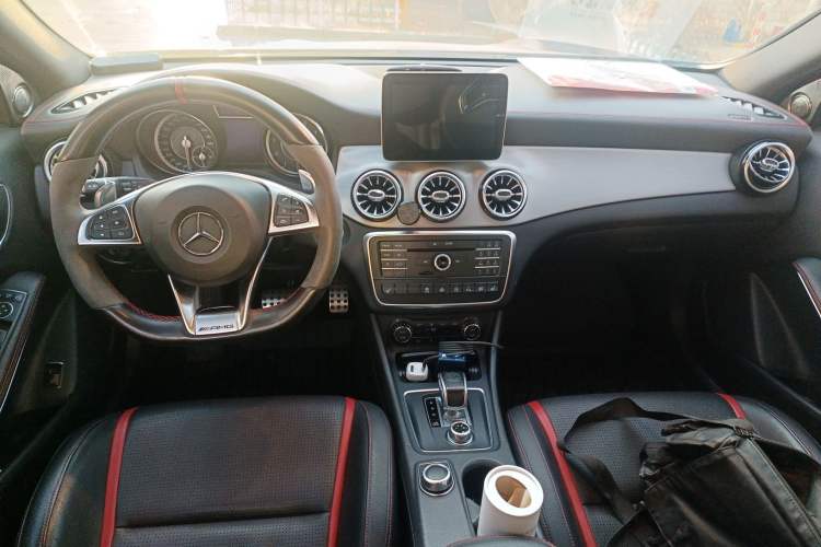 Used Mercedes-Benz GLA AMG 2016 AMG GLA 45 4MATIC Center Console