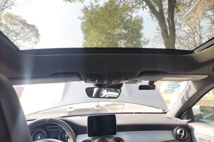 Used Mercedes-Benz GLA AMG 2016 AMG GLA 45 4MATIC Headliner