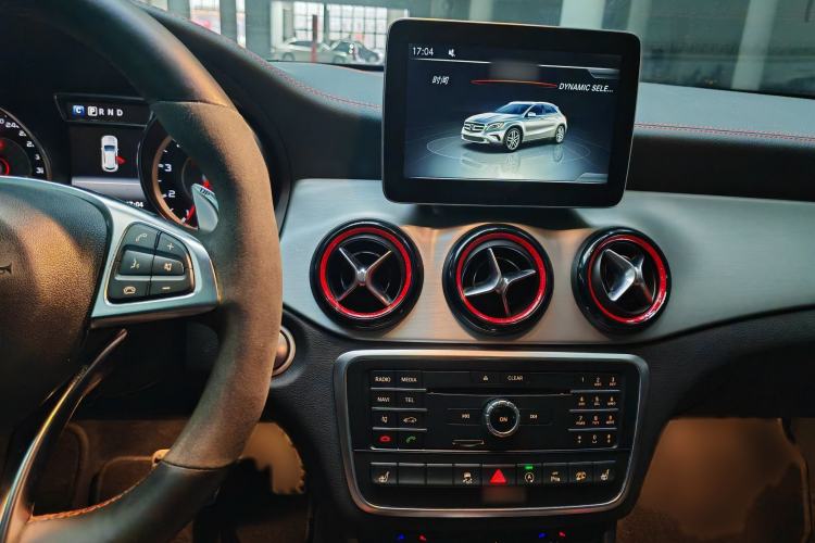 Used Mercedes-Benz GLA AMG 2016 AMG GLA 45 4MATIC Interior 5