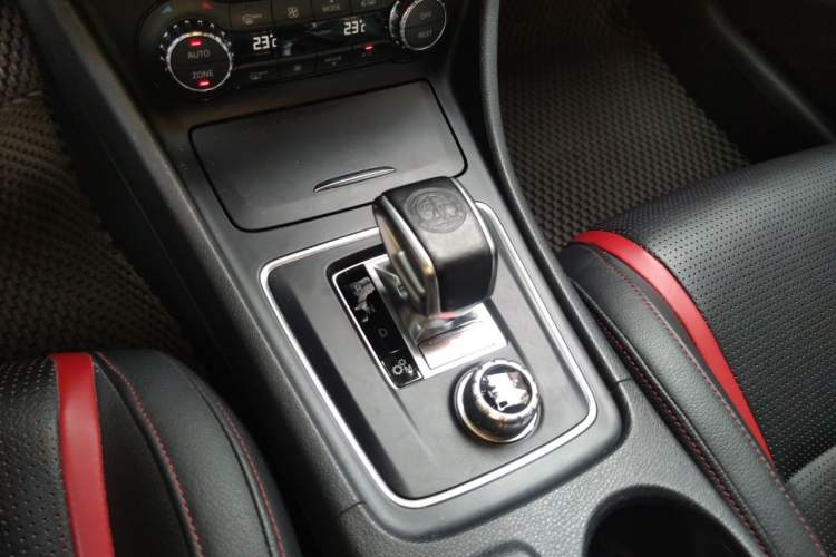 Used Mercedes-Benz GLA AMG 2016 AMG GLA 45 4MATIC Gear Lever