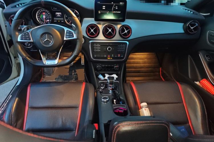 Used Mercedes-Benz GLA AMG 2016 AMG GLA 45 4MATIC Center Console