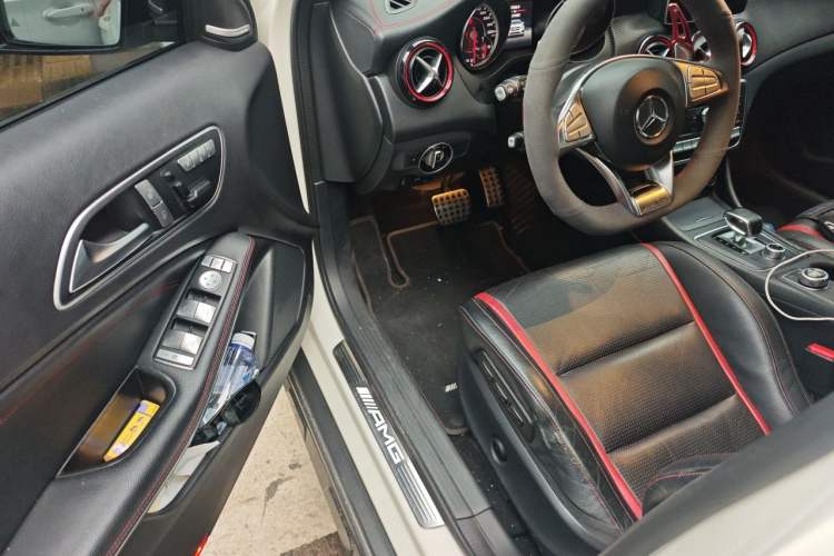 Used Mercedes-Benz GLA AMG 2016 AMG GLA 45 4MATIC Driver Seat