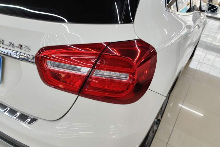 Used Mercedes-Benz GLA AMG 2016 AMG GLA 45 4MATIC Exterior 6