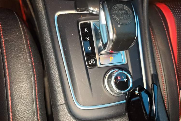 Used Mercedes-Benz GLA AMG 2016 AMG GLA 45 4MATIC Gear Lever