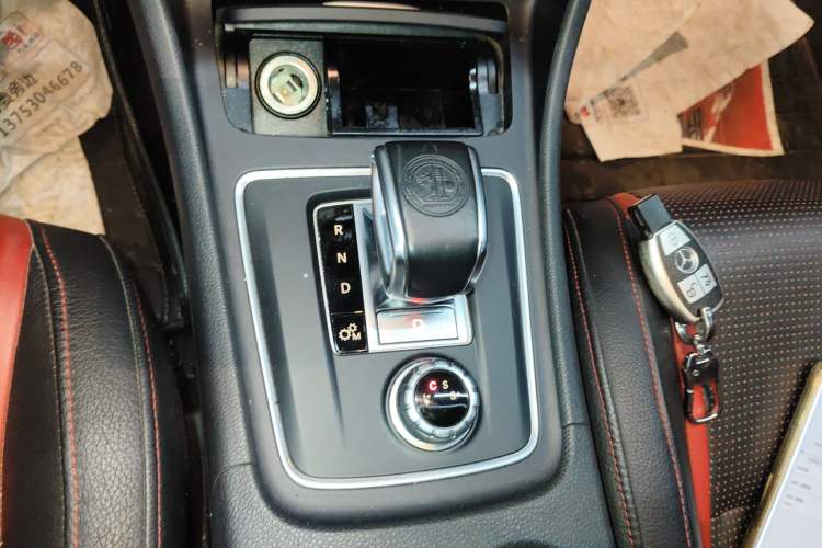 Used Mercedes-Benz GLA AMG 2016 AMG GLA 45 4MATIC Gear Lever