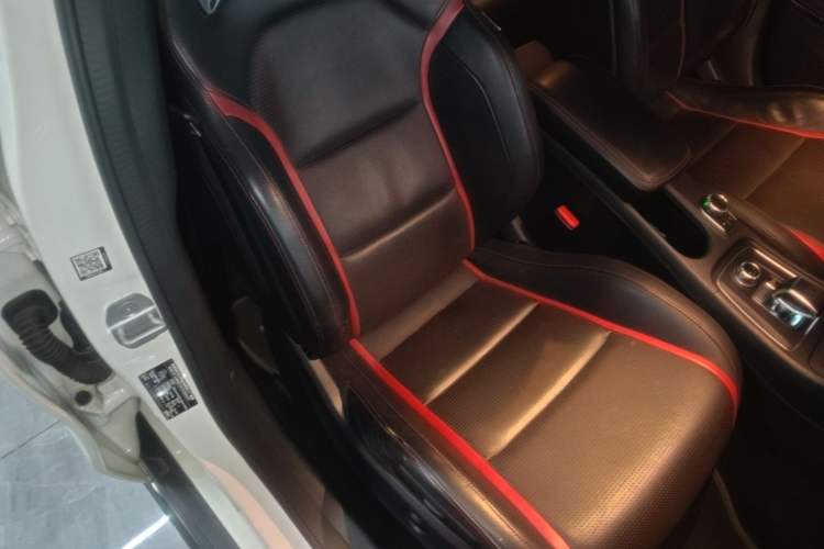 Used Mercedes-Benz GLA AMG 2016 AMG GLA 45 4MATIC Right Front Seat