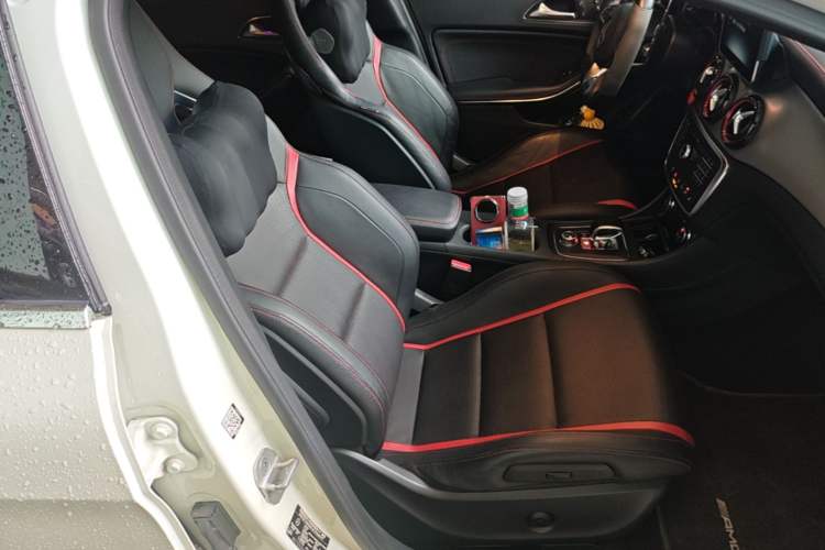 Used Mercedes-Benz GLA AMG 2016 AMG GLA 45 4MATIC Right Front Seat