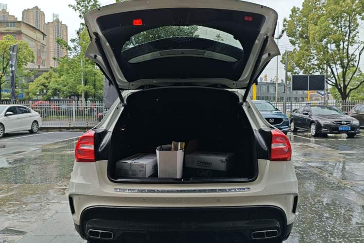 Used Mercedes-Benz GLA AMG 2016 AMG GLA 45 4MATIC Trunk