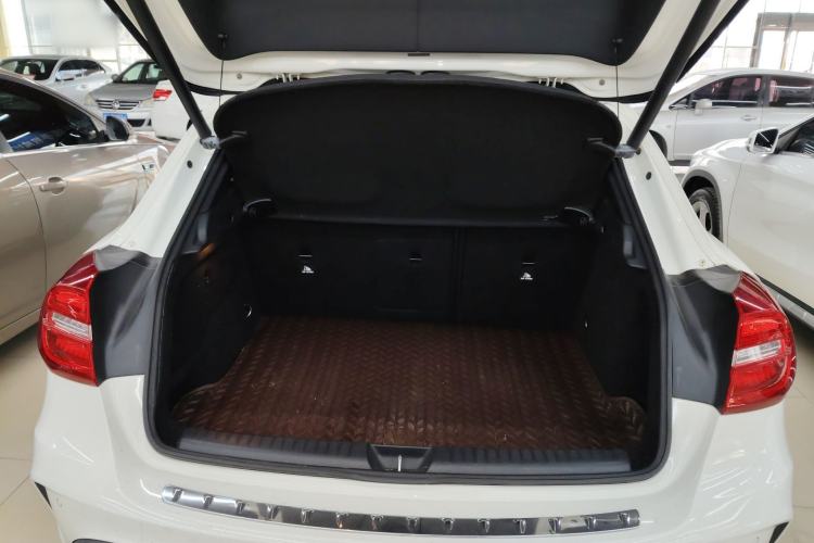 Used Mercedes-Benz GLA AMG 2016 AMG GLA 45 4MATIC Trunk
