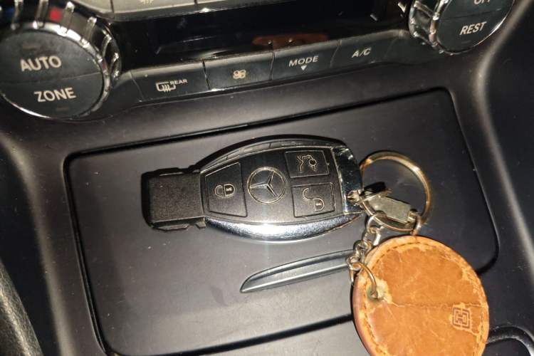 Used Mercedes-Benz GLA AMG 2016 AMG GLA 45 4MATIC Vehicle Key