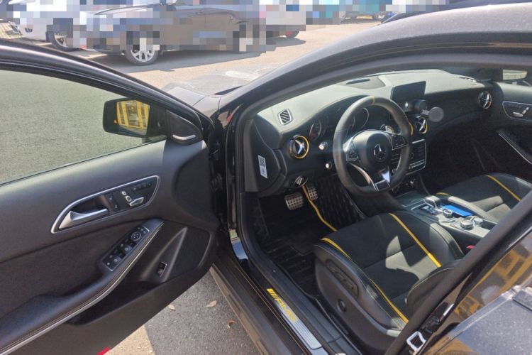 Used Mercedes-Benz GLA AMG 2017 AMG GLA 45 4MATIC Night Thunder Limited Edition Driver Seat