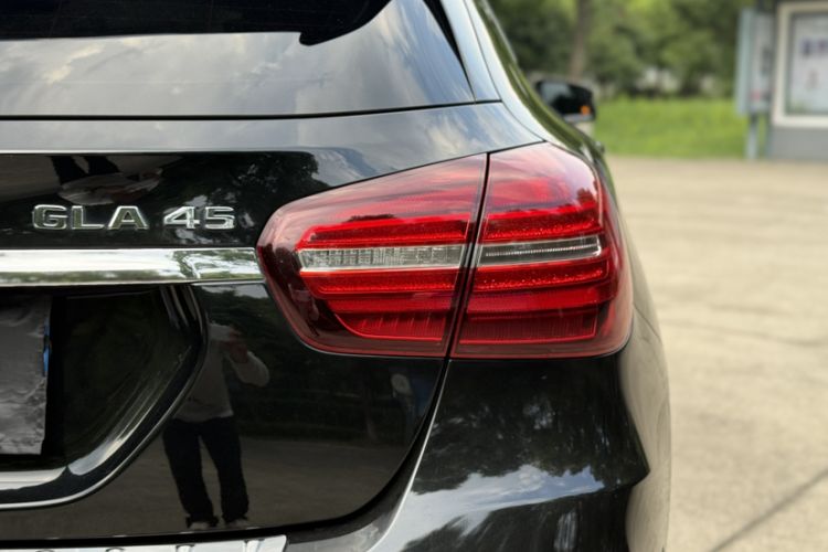 Used Mercedes-Benz GLA AMG 2017 AMG GLA 45 4MATIC Night Thunder Limited Edition Exterior 1