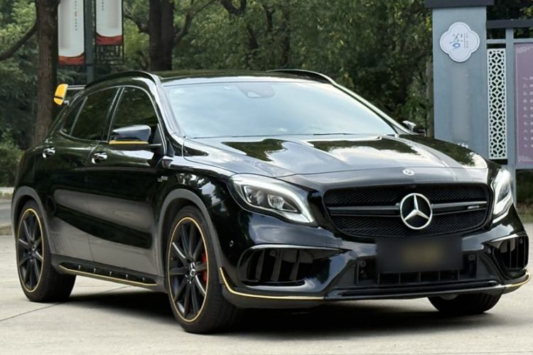 Used Mercedes-Benz GLA AMG 2017 AMG GLA 45 4MATIC Night Thunder Limited Edition Exterior 2