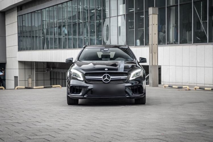 Used Mercedes-Benz GLA AMG 2017 Facelifted AMG GLA 45 4MATIC Exterior 3