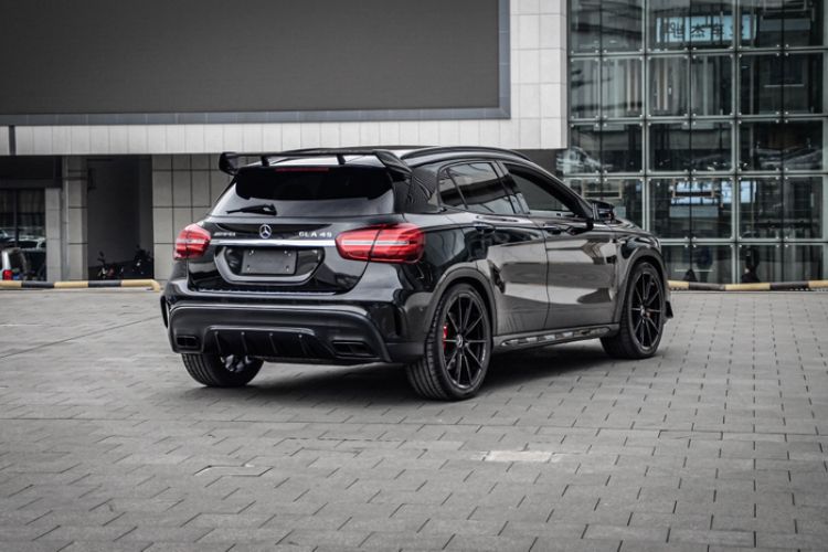 Used Mercedes-Benz GLA AMG 2017 Facelifted AMG GLA 45 4MATIC Exterior 5