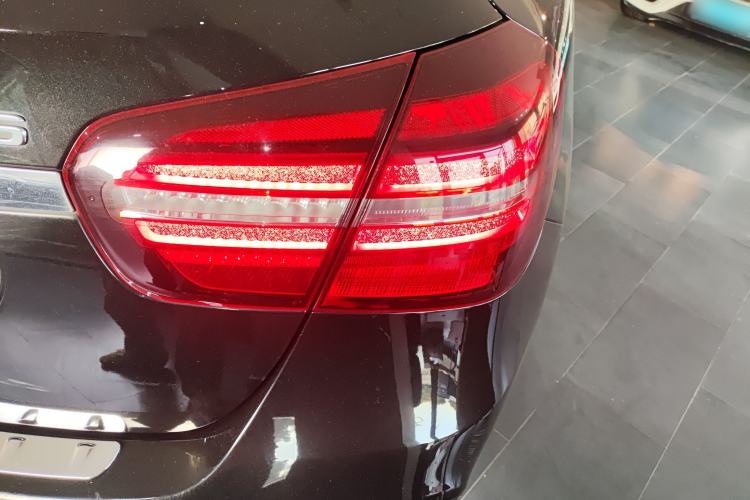 Used Mercedes-Benz GLA AMG 2017 Facelifted AMG GLA 45 4MATIC Exterior 6