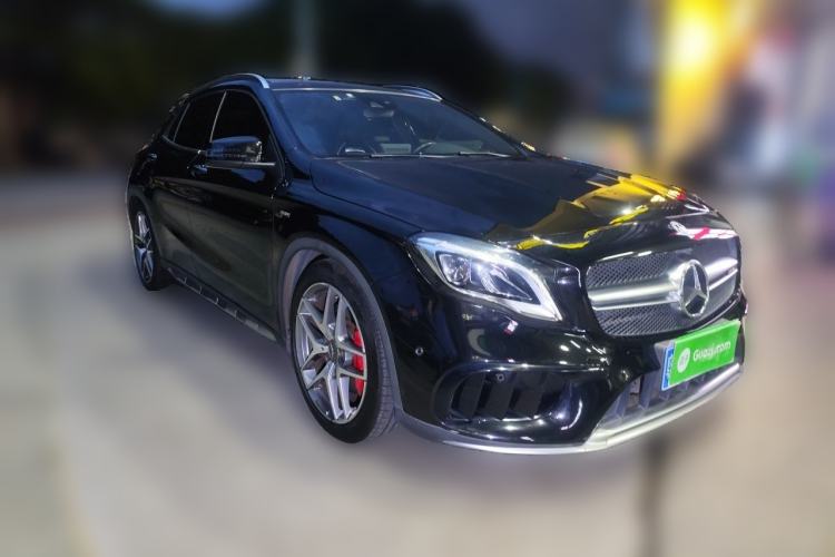 Used Mercedes-Benz GLA AMG 2017 Facelifted AMG GLA 45 4MATIC Front Right 45 Deg