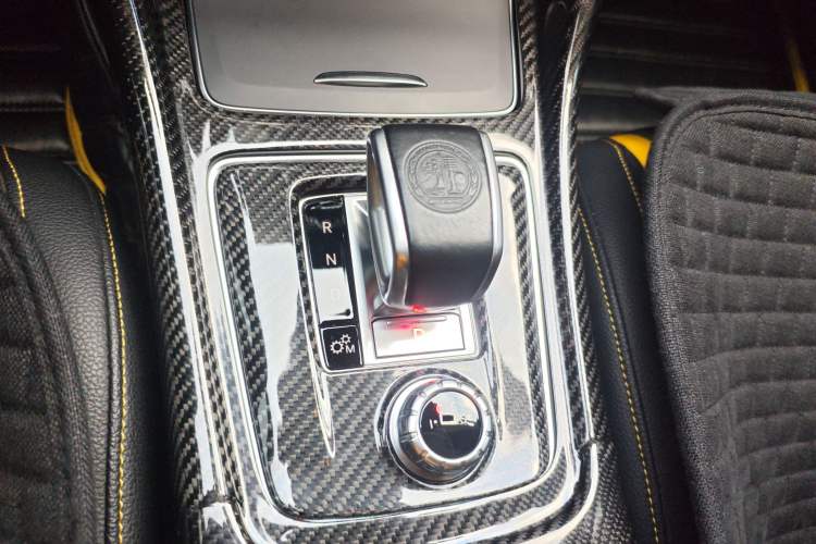 Used Mercedes-Benz GLA AMG 2017 AMG GLA 45 4MATIC Night Thunder Limited Edition Gear Lever