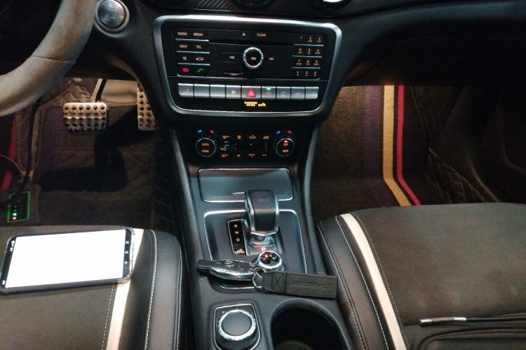Used Mercedes-Benz GLA AMG 2017 Facelifted AMG GLA 45 4MATIC Gear Lever