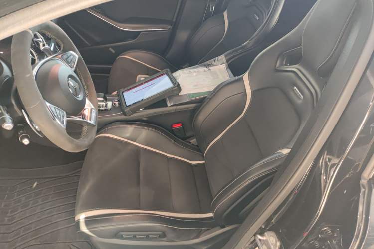 Used Mercedes-Benz GLA AMG 2017 Facelifted AMG GLA 45 4MATIC Left Front Seat