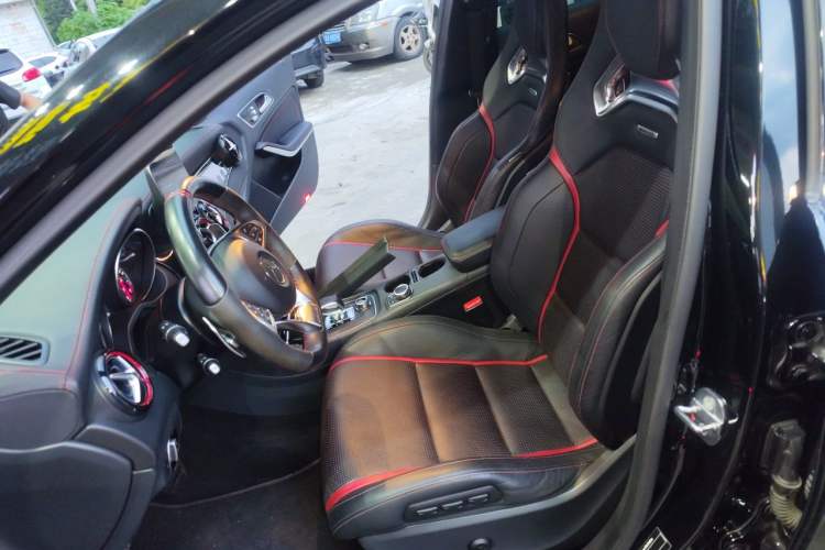 Used Mercedes-Benz GLA AMG 2017 Facelifted AMG GLA 45 4MATIC Left Front Seat