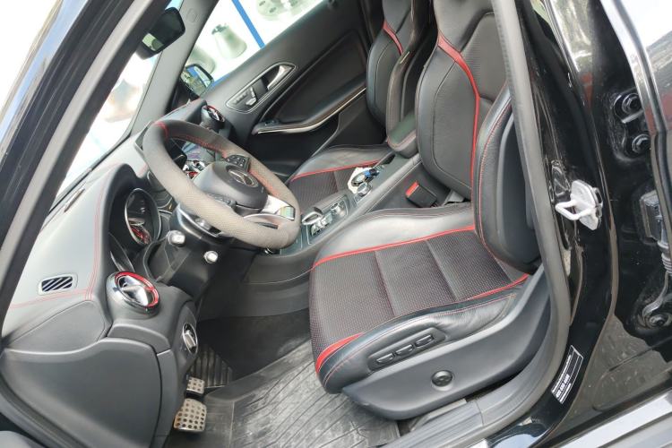 Used Mercedes-Benz GLA AMG 2017 Facelifted AMG GLA 45 4MATIC Left Front Seat