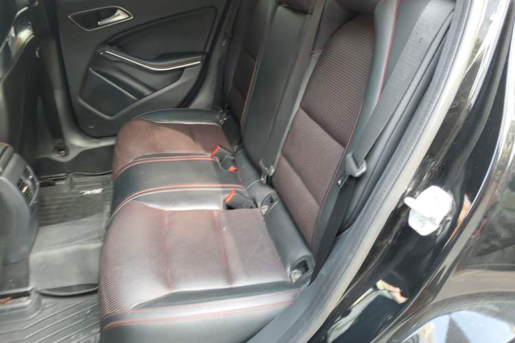 Used Mercedes-Benz GLA AMG 2017 Facelifted AMG GLA 45 4MATIC Left Rear Seat