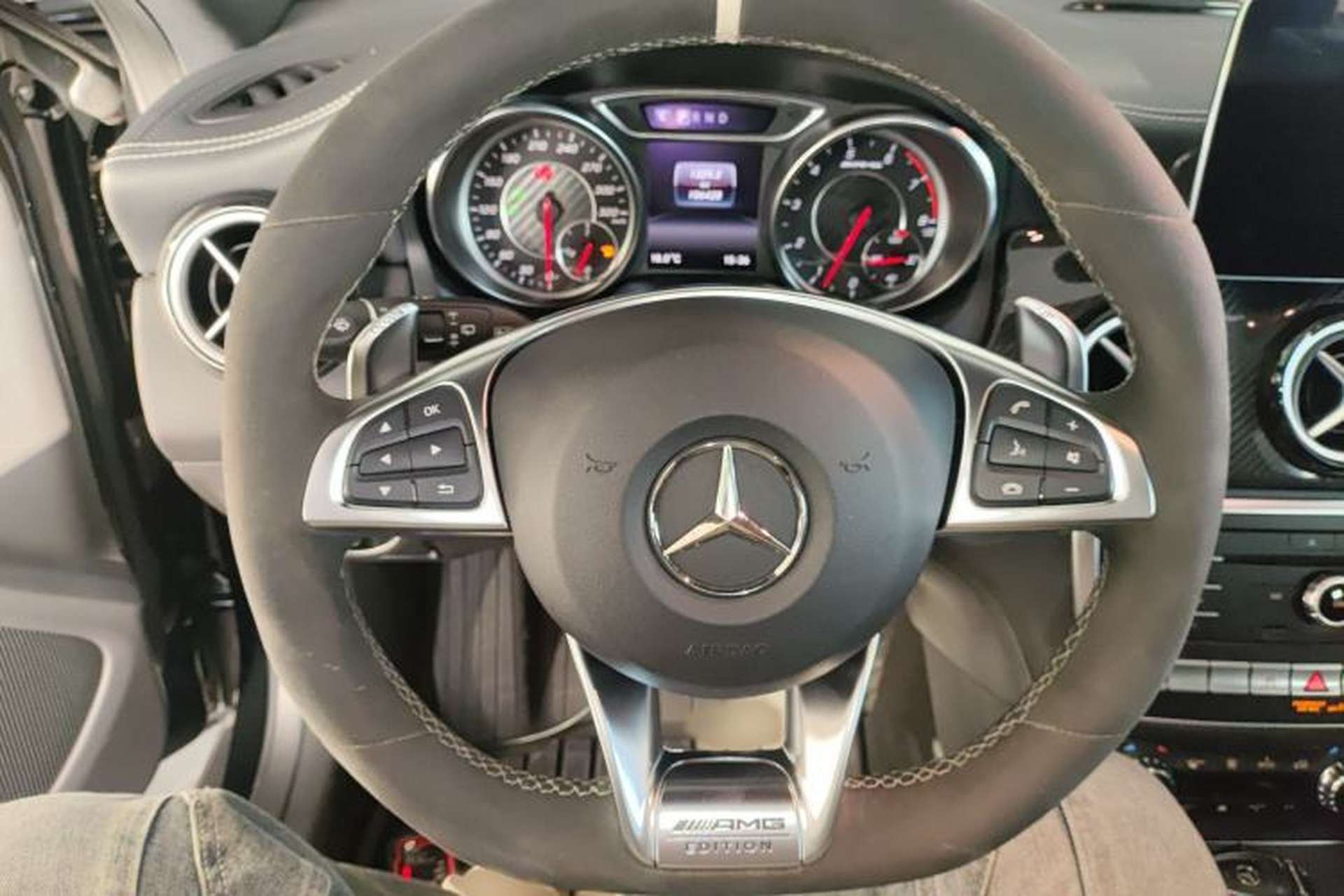 Used Mercedes-Benz GLA AMG 2017 Facelifted AMG GLA 45 4MATIC Steering Wheel