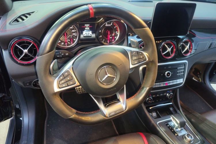 Used Mercedes-Benz GLA AMG 2017 Facelifted AMG GLA 45 4MATIC Steering Wheel