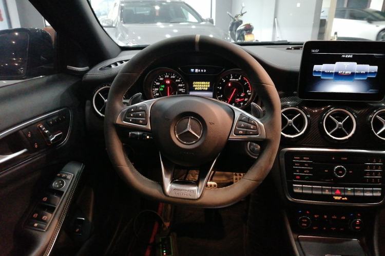 Used Mercedes-Benz GLA AMG 2017 Facelifted AMG GLA 45 4MATIC Steering Wheel