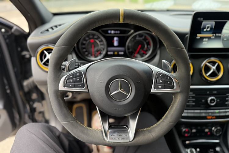 Used Mercedes-Benz GLA AMG 2017 AMG GLA 45 4MATIC Night Thunder Limited Edition Steering Wheel